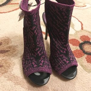 Zara  fabric gage heels booties sandals